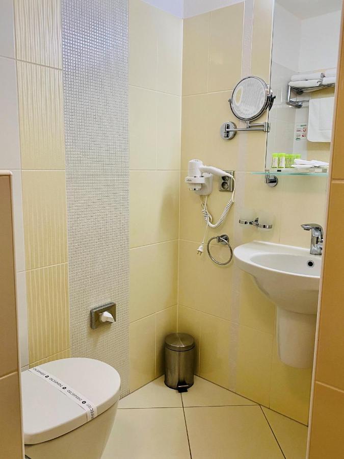 Hotel Mlynska Uherské Hradiště Kültér fotó