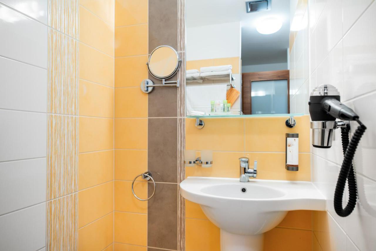 Hotel Mlynska Uherské Hradiště Kültér fotó