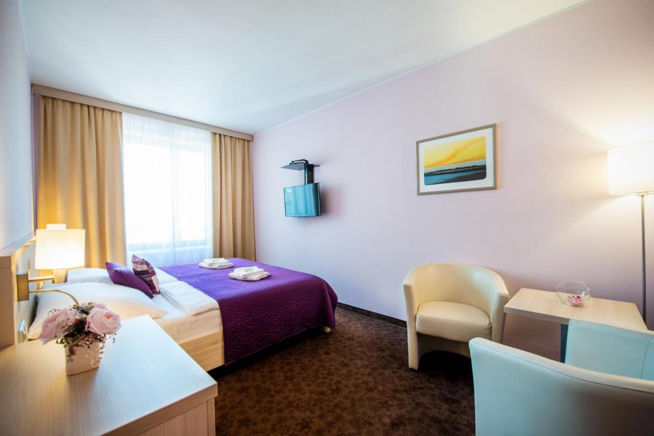 Hotel Mlynska Uherské Hradiště Kültér fotó